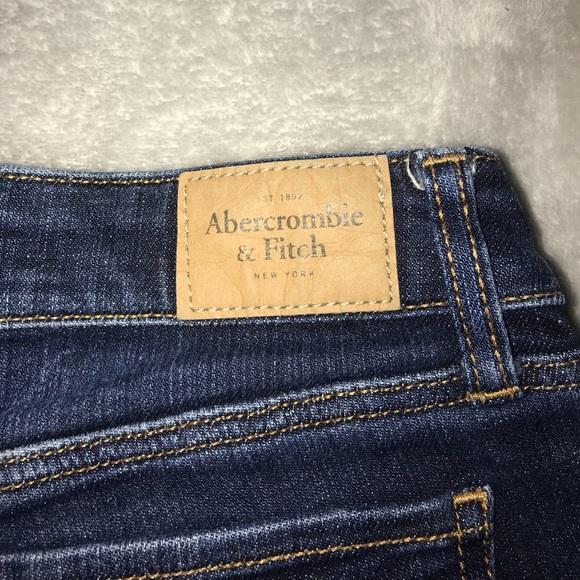 Abercrombie and Fitch jeans - Picture 3 of 4